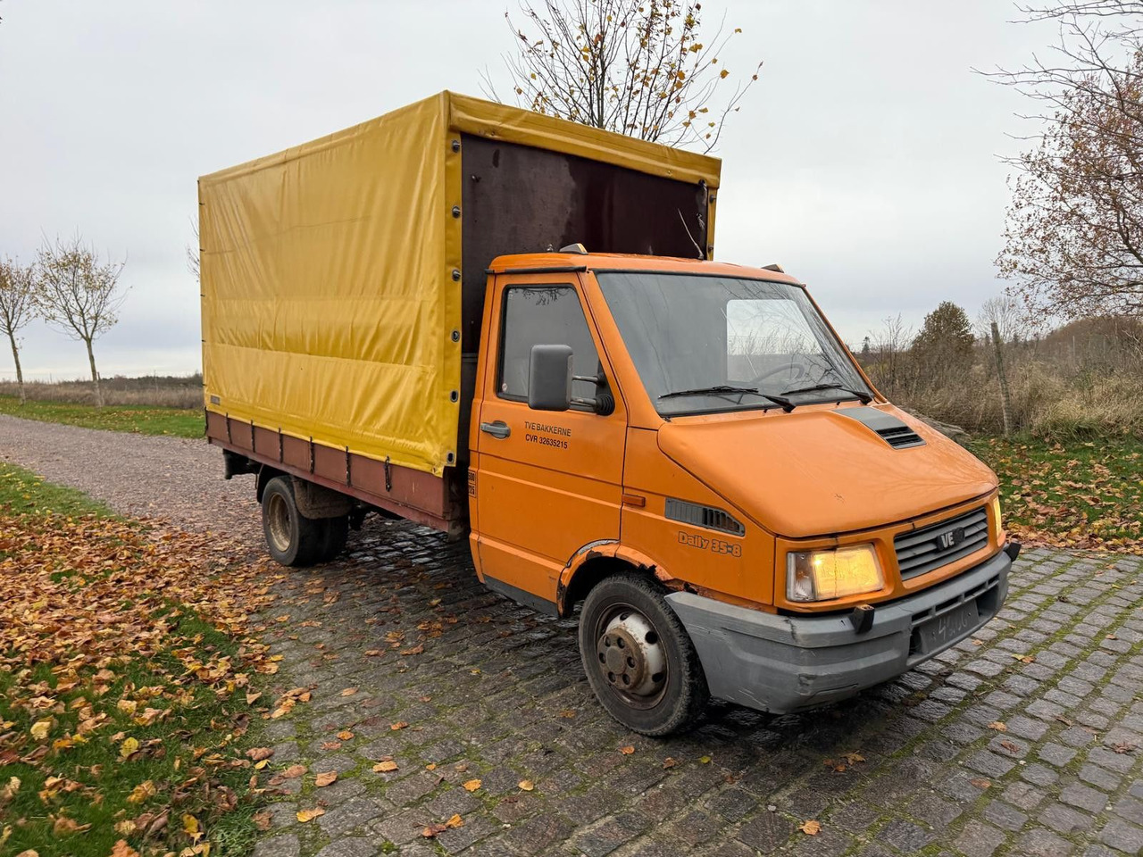 Iveco 35-8 pritche +plane *nur 1 990 € - Varebil med presenning: billede 2 Iveco 35-8 pritche +plane *nur 1 990 € - Varebil med presenning: billede 2