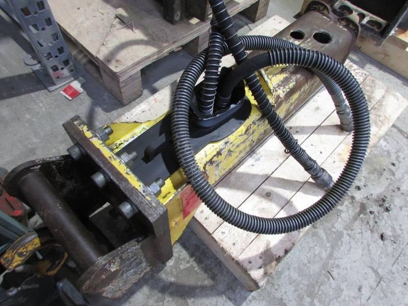 Atlas-Copco EC 40 T Hydraulikhammer 2.100 EUR - Hydraulisk hammer for Entreprenørmaskin: billede 2 Atlas-Copco EC 40 T Hydraulikhammer 2.100 EUR - Hydraulisk hammer for Entreprenørmaskin: billede 2