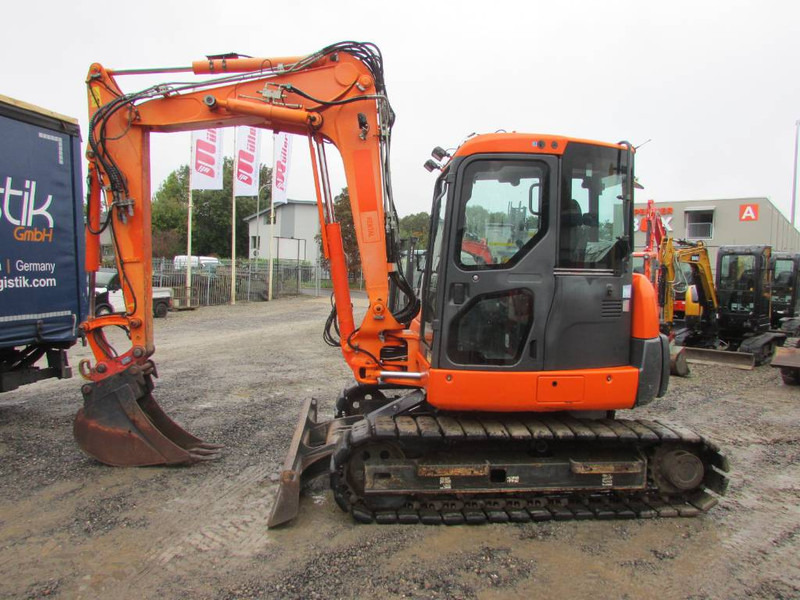 Komatsu PC 80 MR-3 Kettenbagger 30.000 EUR / AC - Minigravemaskine: billede 1 Komatsu PC 80 MR-3 Kettenbagger 30.000 EUR / AC - Minigravemaskine: billede 1