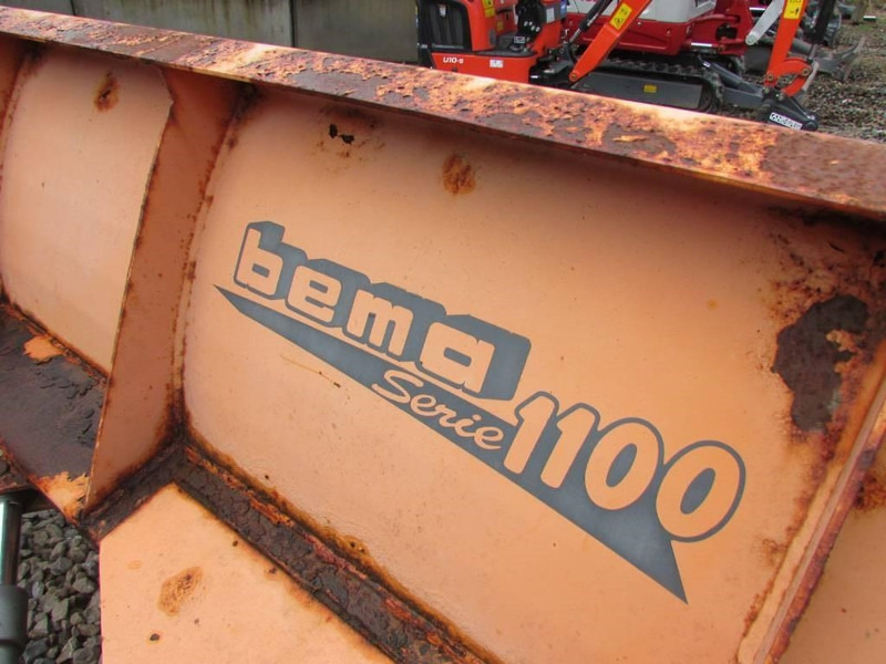 Kramer 750 Radlader mit Winterdienstausrüstung 19.900 € - Gummihjulslæsser: billede 4 Kramer 750 Radlader mit Winterdienstausrüstung 19.900 € - Gummihjulslæsser: billede 4