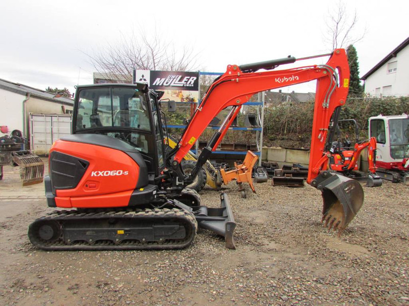Kubota KX 060-5 HI Minibagger 49.500 EUR - Minigravemaskine: billede 1 Kubota KX 060-5 HI Minibagger 49.500 EUR - Minigravemaskine: billede 1