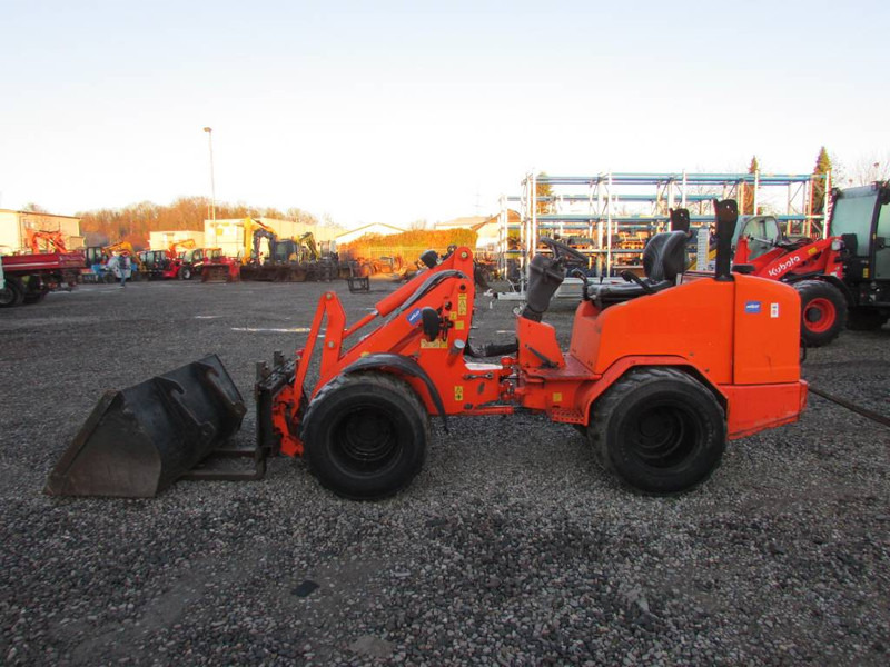 Schäffer 2436 Radlader / 21.500 EUR - Gummihjulslæsser: billede 1 Schäffer 2436 Radlader / 21.500 EUR - Gummihjulslæsser: billede 1