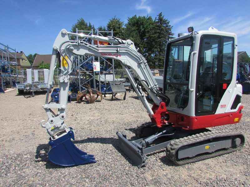 Takeuchi TB 225 Minibagger 42.500 EUR - Minigravemaskine: billede 2 Takeuchi TB 225 Minibagger 42.500 EUR - Minigravemaskine: billede 2