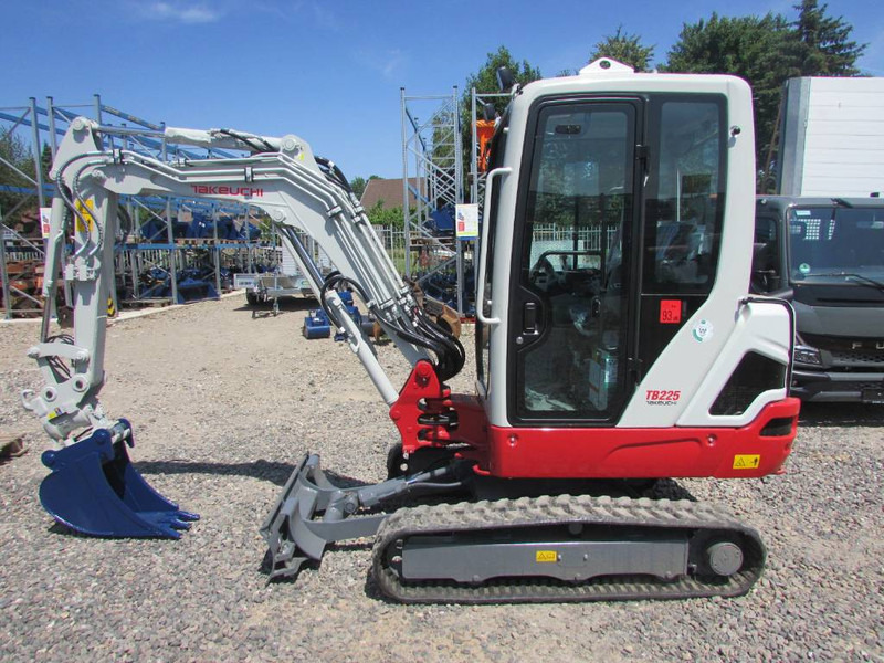 Takeuchi TB 225 Minibagger 42.500 EUR - Minigravemaskine: billede 1 Takeuchi TB 225 Minibagger 42.500 EUR - Minigravemaskine: billede 1