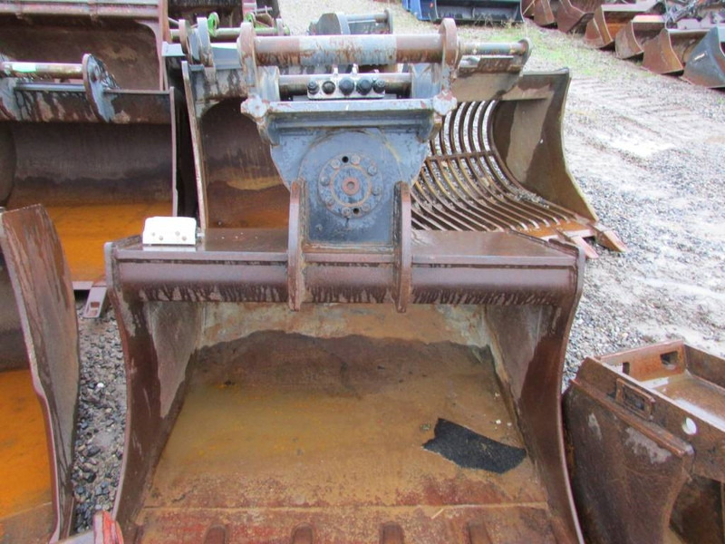 NSB E 160 Schwenktieflöffel 1400 mm OQ 65 / 7.500 - Udstyr for Entreprenørmaskin: billede 3 NSB E 160 Schwenktieflöffel 1400 mm OQ 65 / 7.500 - Udstyr for Entreprenørmaskin: billede 3