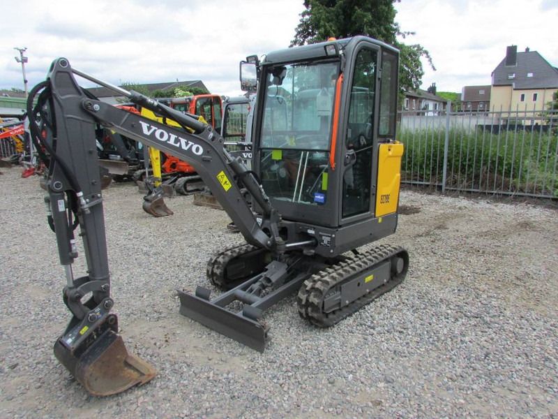 Volvo EC 18 E Minibagger 23.500 EUR - Minigravemaskine: billede 2 Volvo EC 18 E Minibagger 23.500 EUR - Minigravemaskine: billede 2