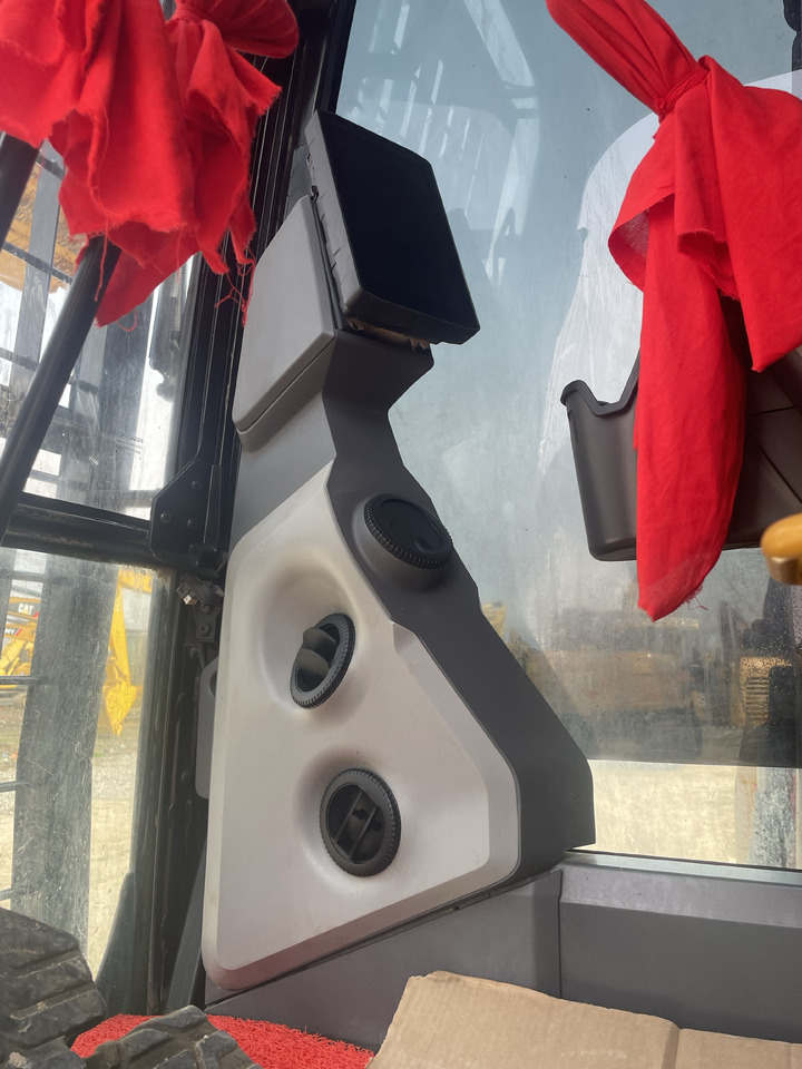 Bæltegravemaskine CATERPILLAR 323GC: billede 8 Bæltegravemaskine CATERPILLAR 323GC: billede 8