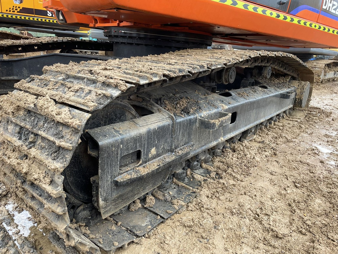 DOOSAN DH220 - Bæltegravemaskine: billede 3 DOOSAN DH220 - Bæltegravemaskine: billede 3