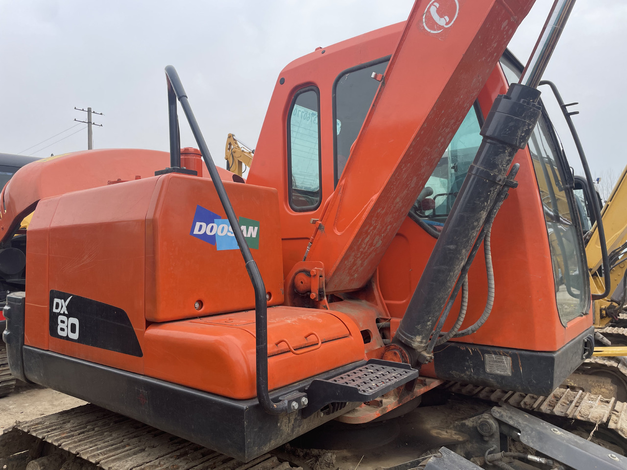 DOOSAN DX80 - Bæltegravemaskine: billede 2 DOOSAN DX80 - Bæltegravemaskine: billede 2