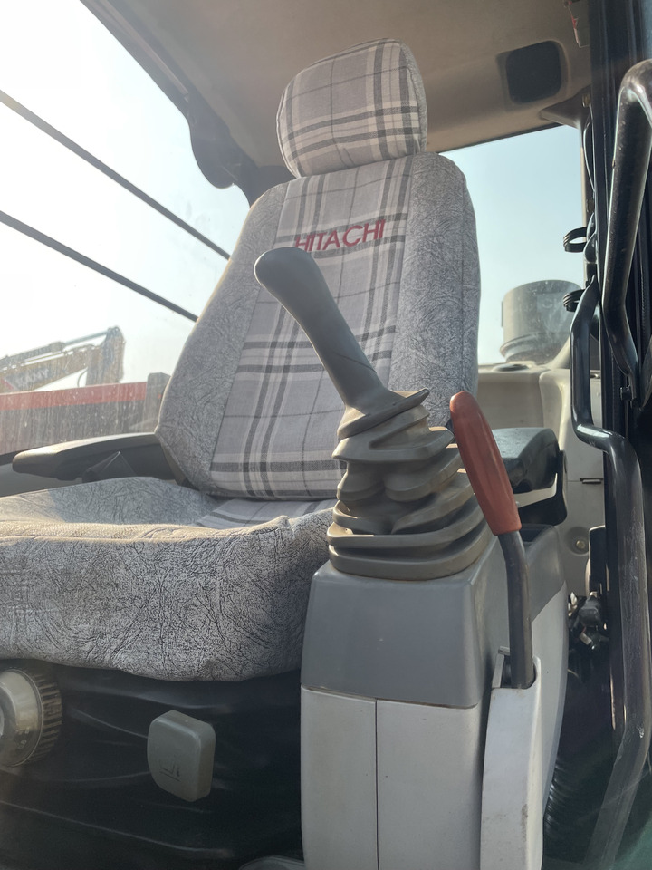 HITACHI ZX130 - Bæltegravemaskine: billede 3 HITACHI ZX130 - Bæltegravemaskine: billede 3