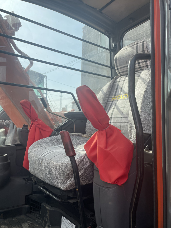 Bæltegravemaskine HITACHI ZX80: billede 6