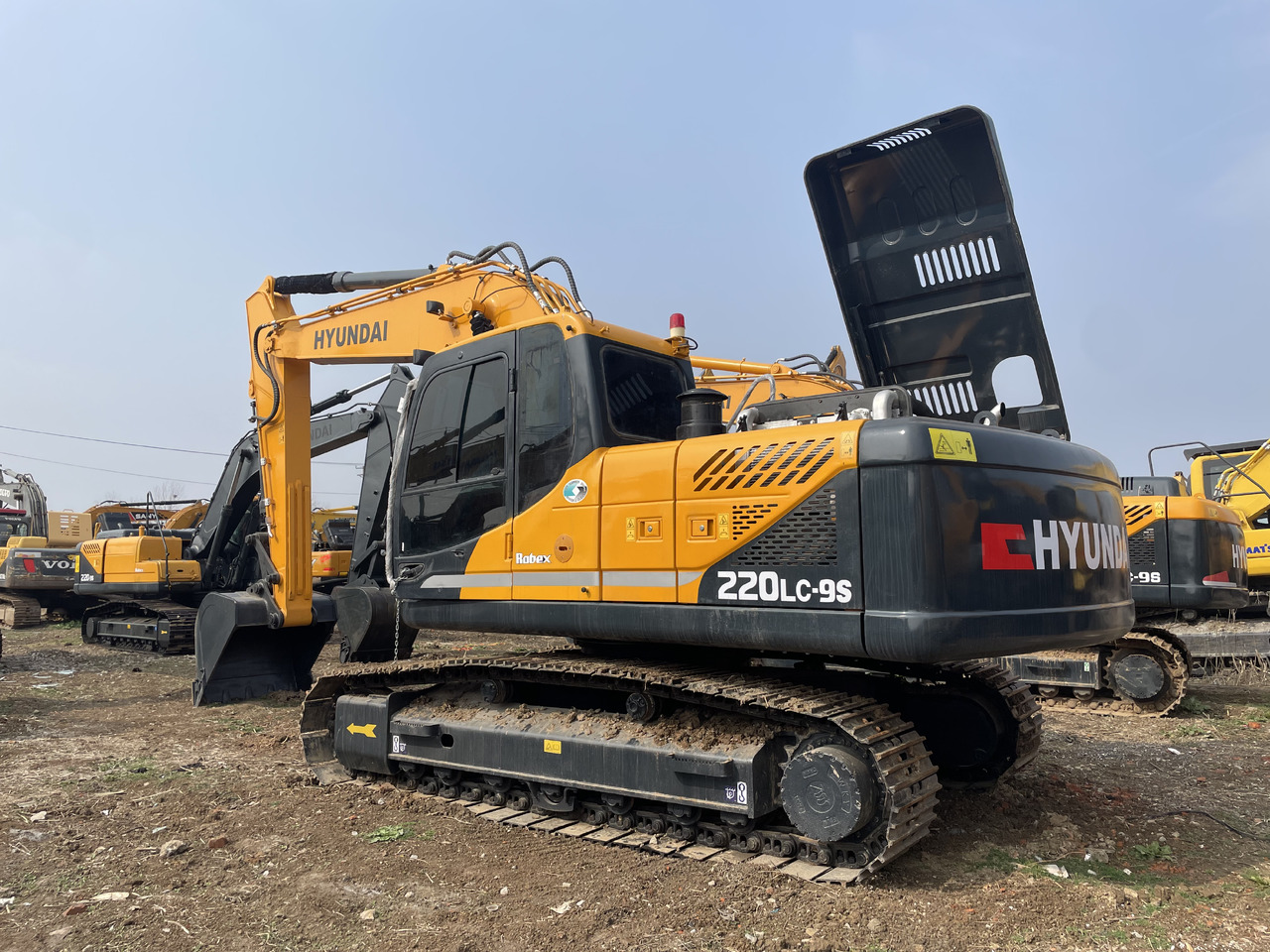 Hyundai R220LC-9S - Bæltegravemaskine: billede 1 Hyundai R220LC-9S - Bæltegravemaskine: billede 1