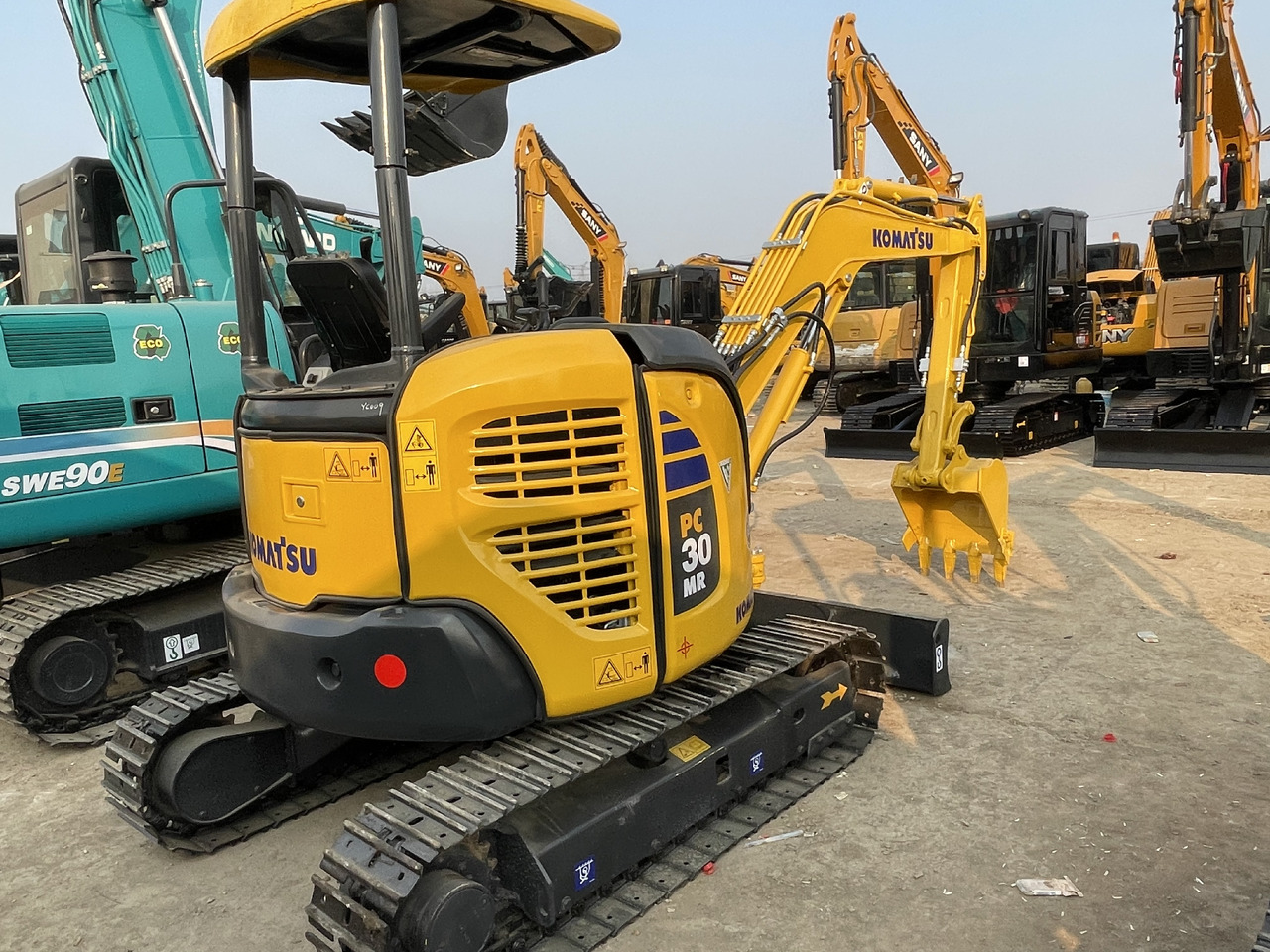 KOMATSU PC30MR-3 - Minigravemaskine: billede 3 KOMATSU PC30MR-3 - Minigravemaskine: billede 3