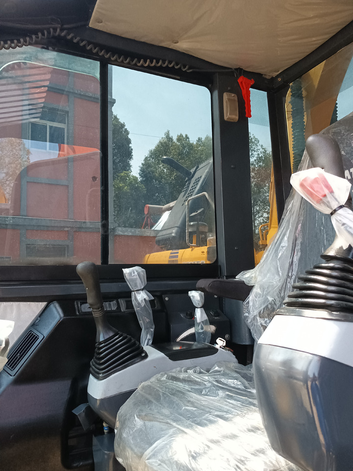 KOMATSU PC56-3 - Minigravemaskine: billede 5 KOMATSU PC56-3 - Minigravemaskine: billede 5