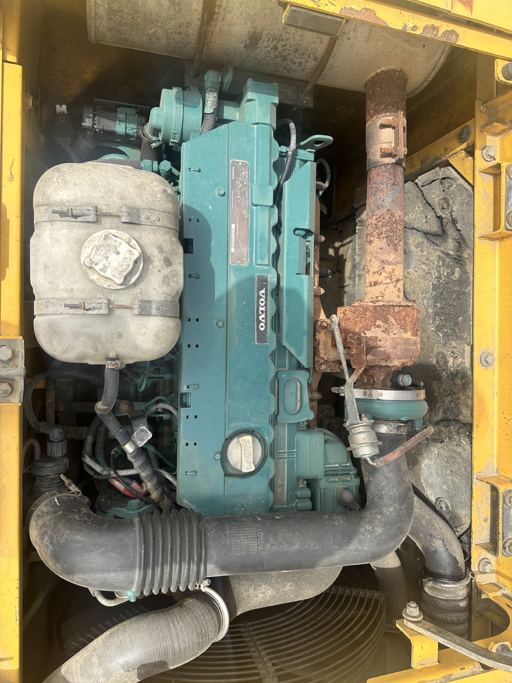 VOLVO EC220D - Bæltegravemaskine: billede 5 VOLVO EC220D - Bæltegravemaskine: billede 5