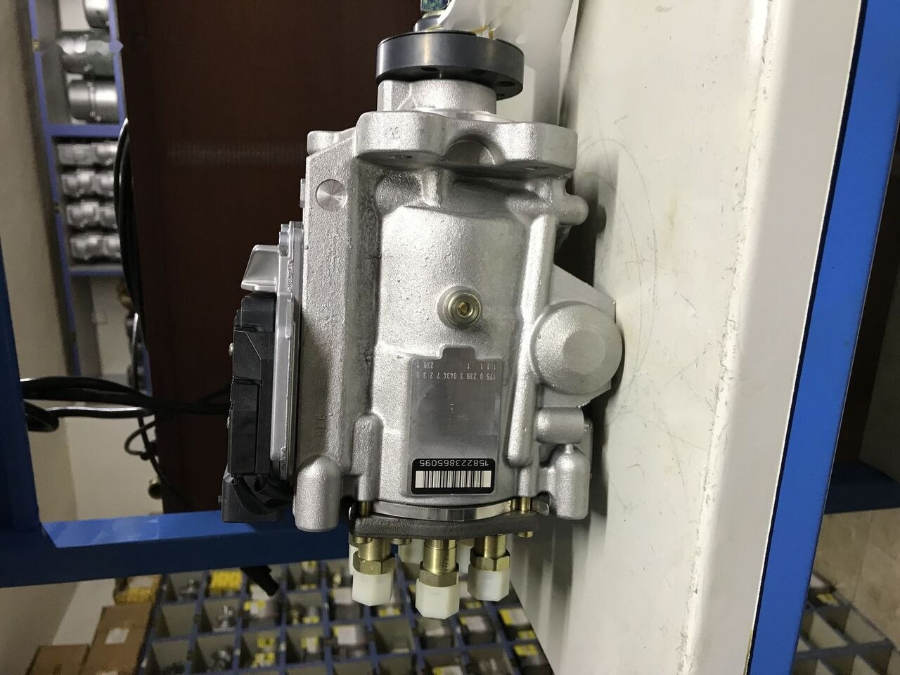 Bosch 2018 51965010612 MAN - Brændstofpumpe for Lastbil: billede 3 Bosch 2018 51965010612 MAN - Brændstofpumpe for Lastbil: billede 3