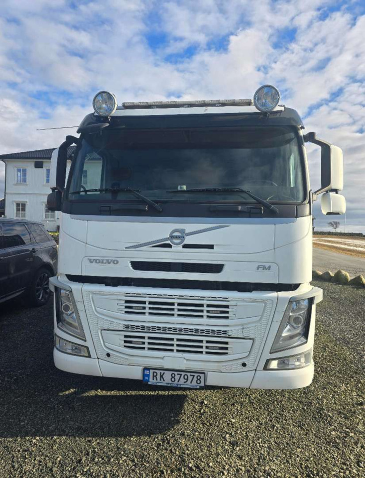 2015 Volvo FM 370 EU-GODKJENT - Asfaltudlægningmaskine: billede 1 2015 Volvo FM 370 EU-GODKJENT - Asfaltudlægningmaskine: billede 1