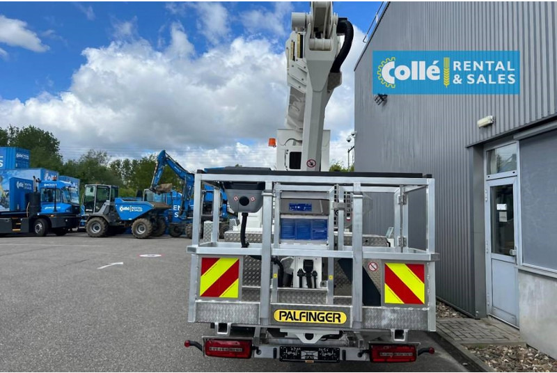 Palfinger P 300 KS | 2023 - Lastbil med mandskabslift: billede 4 Palfinger P 300 KS | 2023 - Lastbil med mandskabslift: billede 4