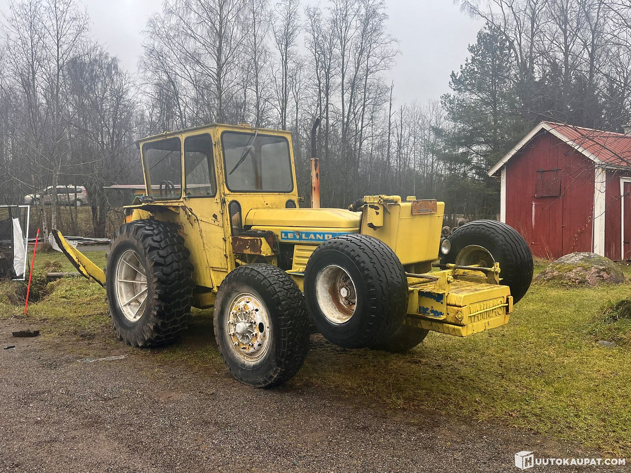 Leyland, Vammas Kersantti, tractor excavator with three buckets and tracks, 1972, Hämeenlinna - Landbrugsmaskine: billede 3 Leyland, Vammas Kersantti, tractor excavator with three buckets and tracks, 1972, Hämeenlinna - Landbrugsmaskine: billede 3