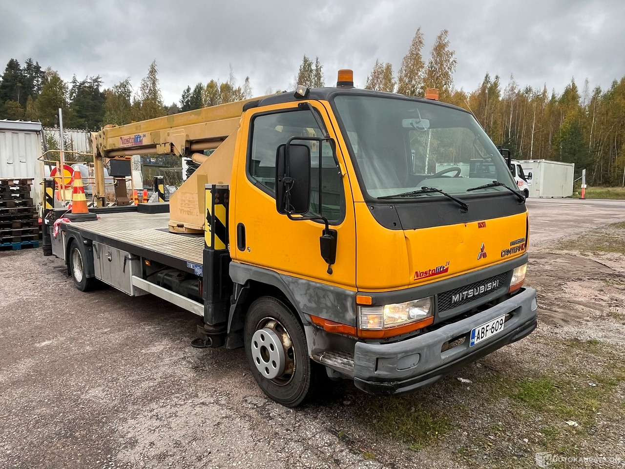 Mitsubishi CANTER-FE659H/420, nostokoriauto, nostin korjattavaksi, 2003, Vantaa - Lastbil: billede 3 Mitsubishi CANTER-FE659H/420, nostokoriauto, nostin korjattavaksi, 2003, Vantaa - Lastbil: billede 3