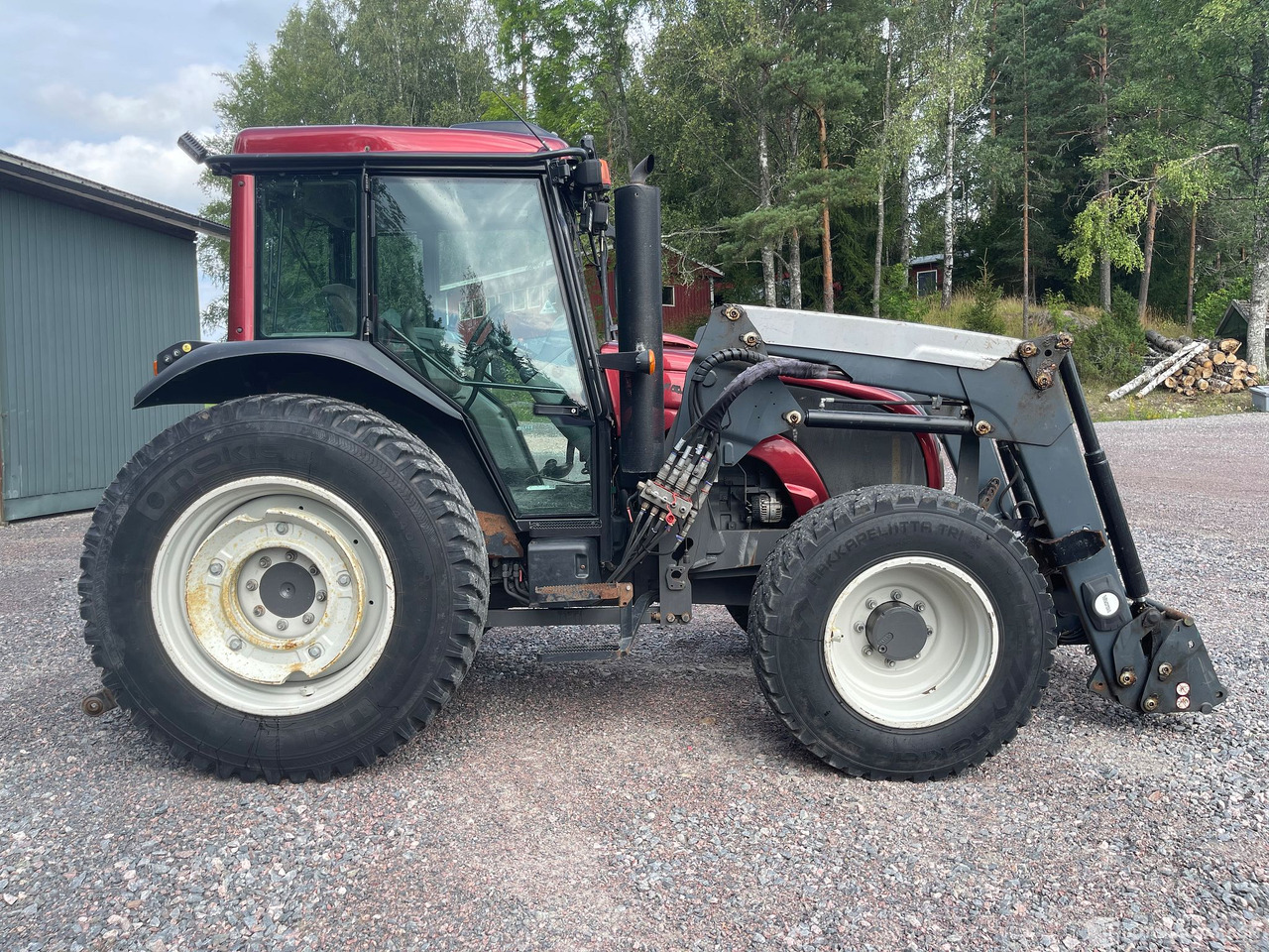 Valtra A 93 Unlimited, traktori kuormaajalla, 2016, Lohja - Traktor: billede 1 Valtra A 93 Unlimited, traktori kuormaajalla, 2016, Lohja - Traktor: billede 1
