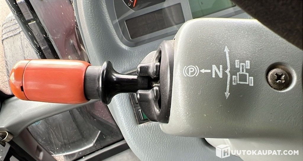 Valtra N121 Advance with front loader, 2007, 9,900 h, Ylivieska - Traktor: billede 5 Valtra N121 Advance with front loader, 2007, 9,900 h, Ylivieska - Traktor: billede 5