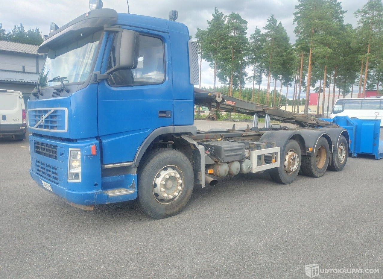 Volvo FM12 vaihtolava-auto, kats.voimassa 9/26 asti, 2004, Eura - Lastbil med wirehejs: billede 1 Volvo FM12 vaihtolava-auto, kats.voimassa 9/26 asti, 2004, Eura - Lastbil med wirehejs: billede 1