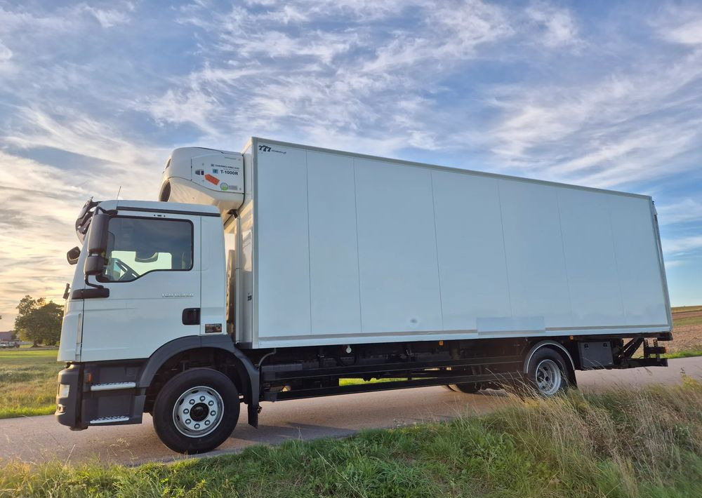 MAN TGM 15.250 7.5m winda AUTOMAT KLIMA z Niemiec EURO 6 / CHŁODNIA T-1000R THERMOKING - Kølevogn lastbil: billede 4 MAN TGM 15.250 7.5m winda AUTOMAT KLIMA z Niemiec EURO 6 / CHŁODNIA T-1000R THERMOKING - Kølevogn lastbil: billede 4