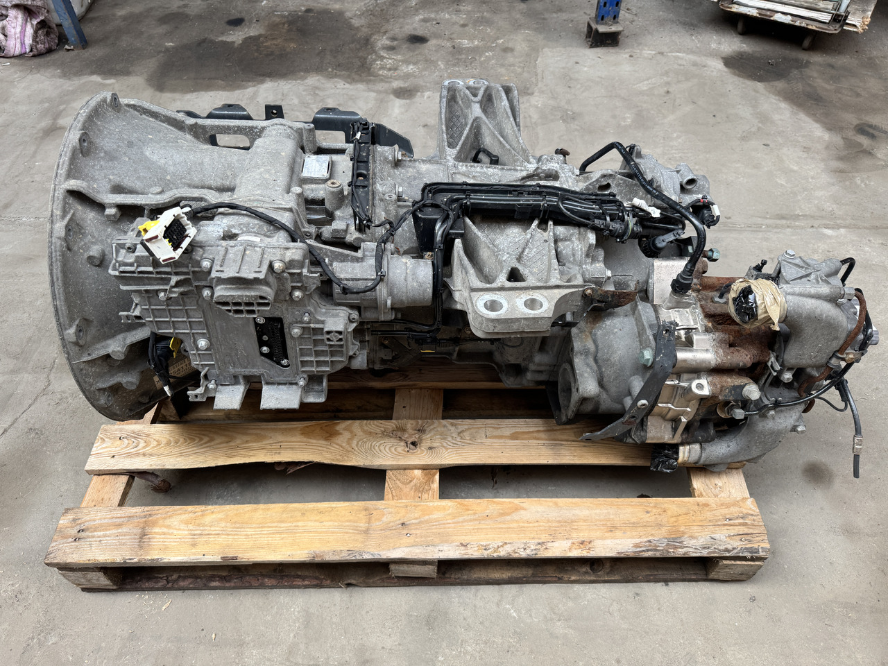 Mercedes-Benz Actros MP 4 G211-12 Mercedes-Benz Actros MP 4 truck - Gearkasse for Lastbil: billede 1 Mercedes-Benz Actros MP 4 G211-12 Mercedes-Benz Actros MP 4 truck - Gearkasse for Lastbil: billede 1