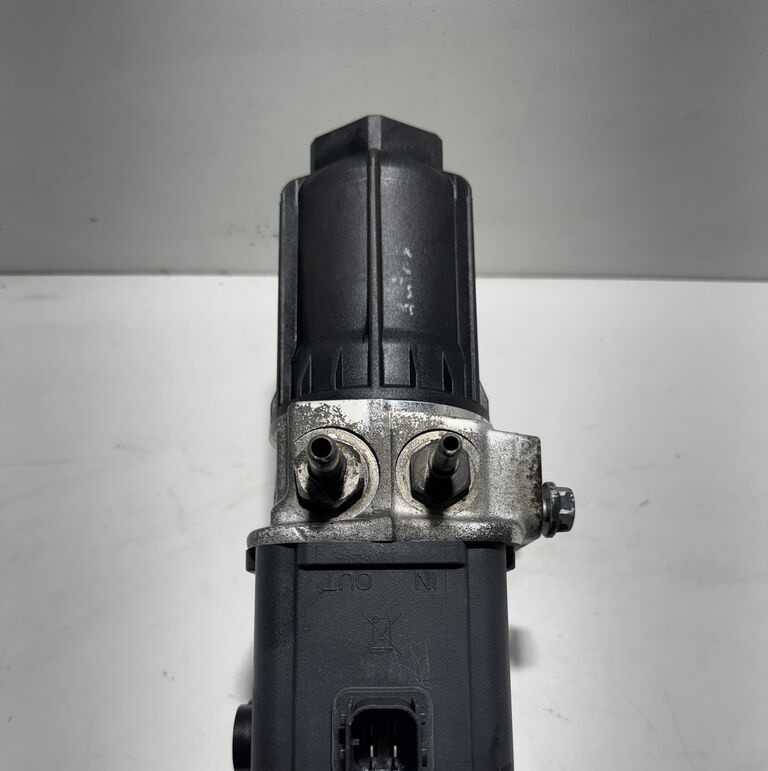 Mercedes-Benz Actros MP4 Antos Atego A0001405578 Mercedes-Benz Actros MP4 Antos Atego - Udstødningssystem for Lastbil: billede 2 Mercedes-Benz Actros MP4 Antos Atego A0001405578 Mercedes-Benz Actros MP4 Antos Atego - Udstødningssystem for Lastbil: billede 2