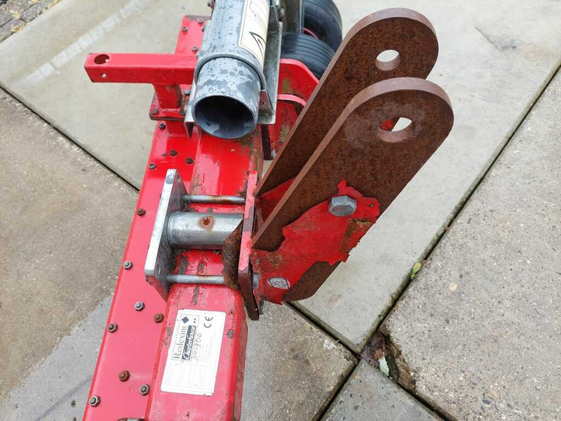 Redexim V groom SV - 2-hjulet traktor: billede 3 Redexim V groom SV - 2-hjulet traktor: billede 3