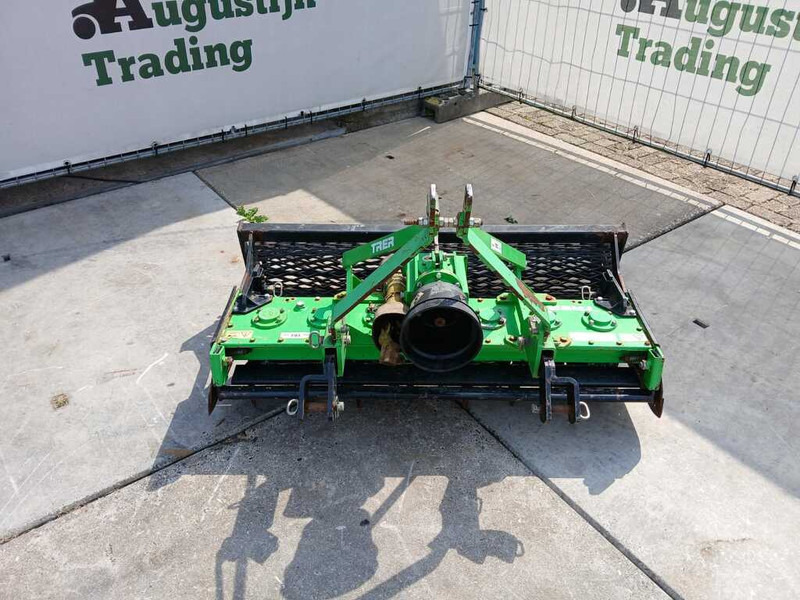 Trer MTZ 135 - Rotorharve: billede 1 Trer MTZ 135 - Rotorharve: billede 1