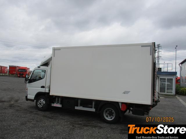 FUSO Canter 7C18 - Kølebil: billede 4 FUSO Canter 7C18 - Kølebil: billede 4