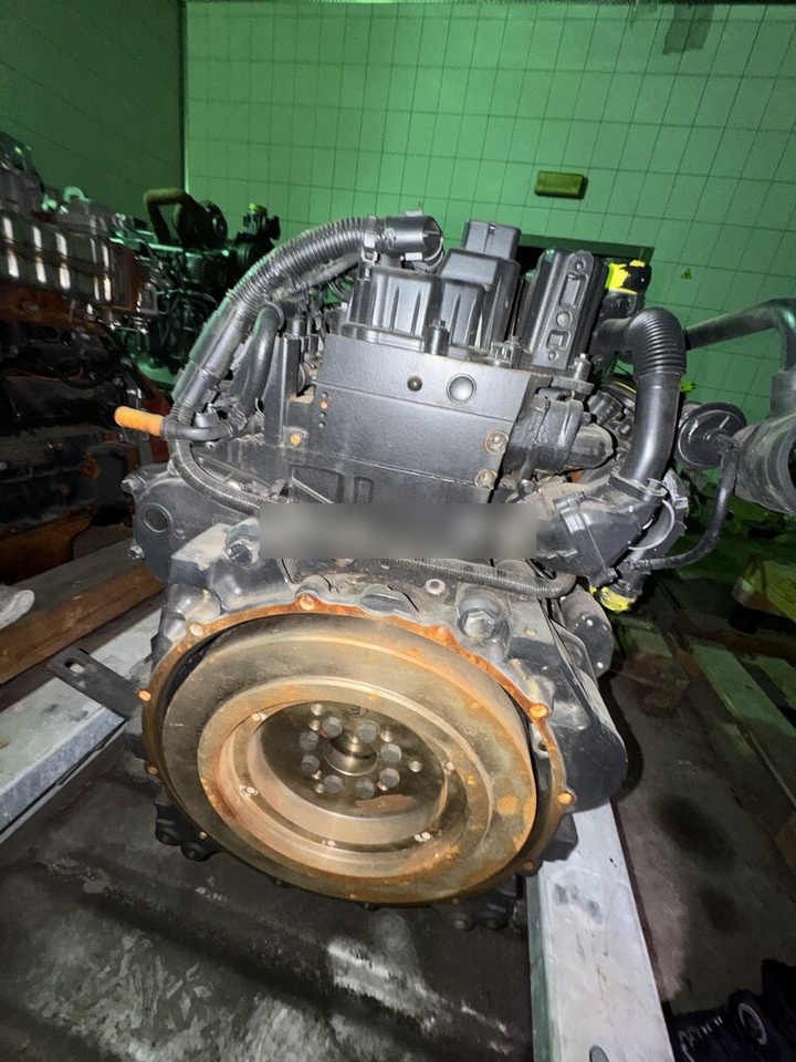 Deutz TCD 2.9 L4 Deutz 2.9 TCD L4 - Motor for Gravemaskine: billede 3 Deutz TCD 2.9 L4 Deutz 2.9 TCD L4 - Motor for Gravemaskine: billede 3