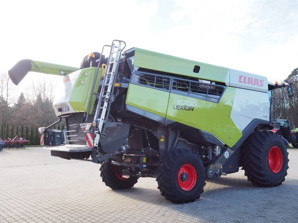 Claas Lexion 6700 + V930 - Mejetærsker: billede 3 Claas Lexion 6700 + V930 - Mejetærsker: billede 3