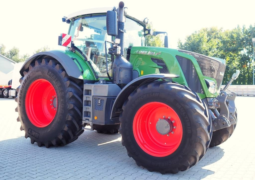 Fendt 824 Vario S4 ProfiPlus, GPS - Traktor: billede 4 Fendt 824 Vario S4 ProfiPlus, GPS - Traktor: billede 4