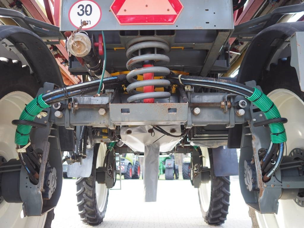 Hardi ALPHA Evo 4100i TWIN - Selvkørende sprøjte: billede 5 Hardi ALPHA Evo 4100i TWIN - Selvkørende sprøjte: billede 5