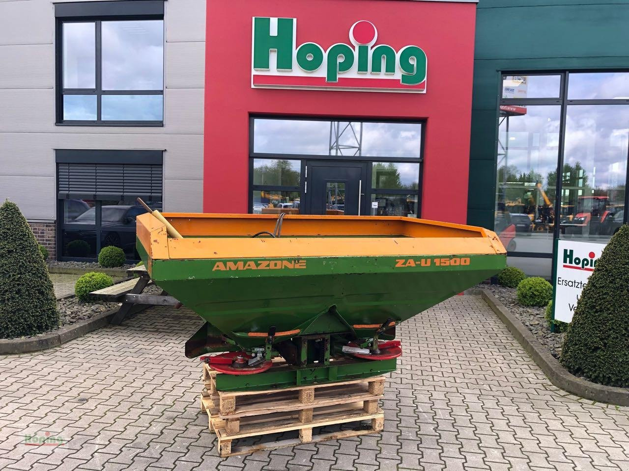 Amazone ZAU 1500 - Gødningsspreder: billede 1 Amazone ZAU 1500 - Gødningsspreder: billede 1