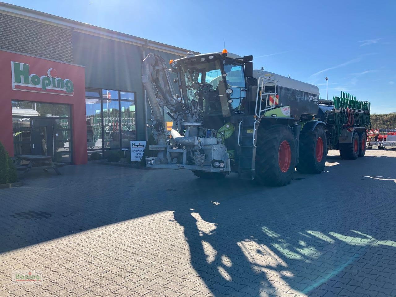 CLAAS Xerion 4000 Saddle Trac Gülletechnik - Traktor: billede 1 CLAAS Xerion 4000 Saddle Trac Gülletechnik - Traktor: billede 1