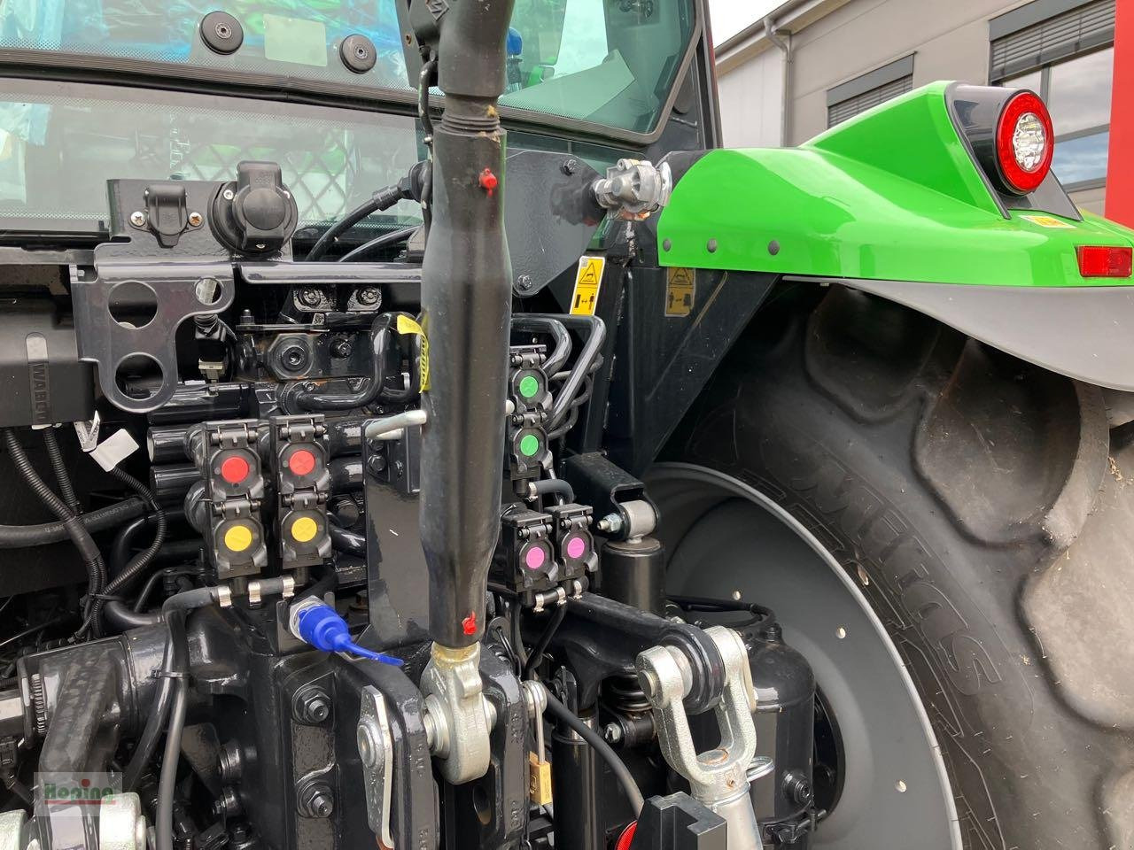 Deutz-Fahr 6125C TTV STAGE V - Traktor: billede 4 Deutz-Fahr 6125C TTV STAGE V - Traktor: billede 4