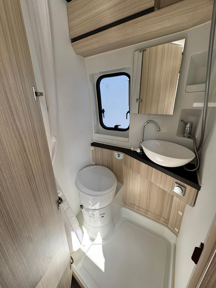 Leje en ADRIA Twin 600 SP ADRIA Twin 600 SP: billede 20