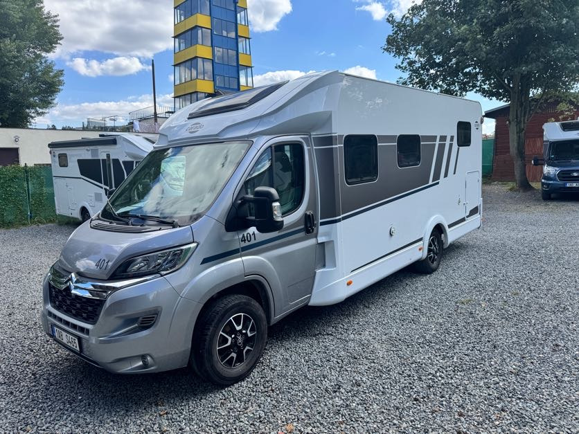CARADO T447 PRO+ , camera, radio, awning, bike holder, LPG, ALU - Delintegreret autocamper: billede 2 CARADO T447 PRO+ , camera, radio, awning, bike holder, LPG, ALU - Delintegreret autocamper: billede 2