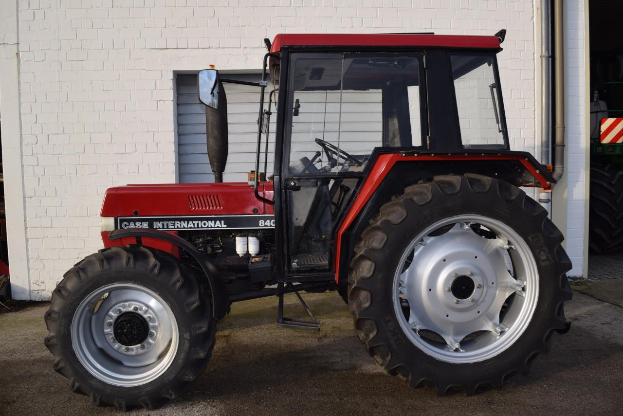 Case-IH 840 - Traktor: billede 2 Case-IH 840 - Traktor: billede 2