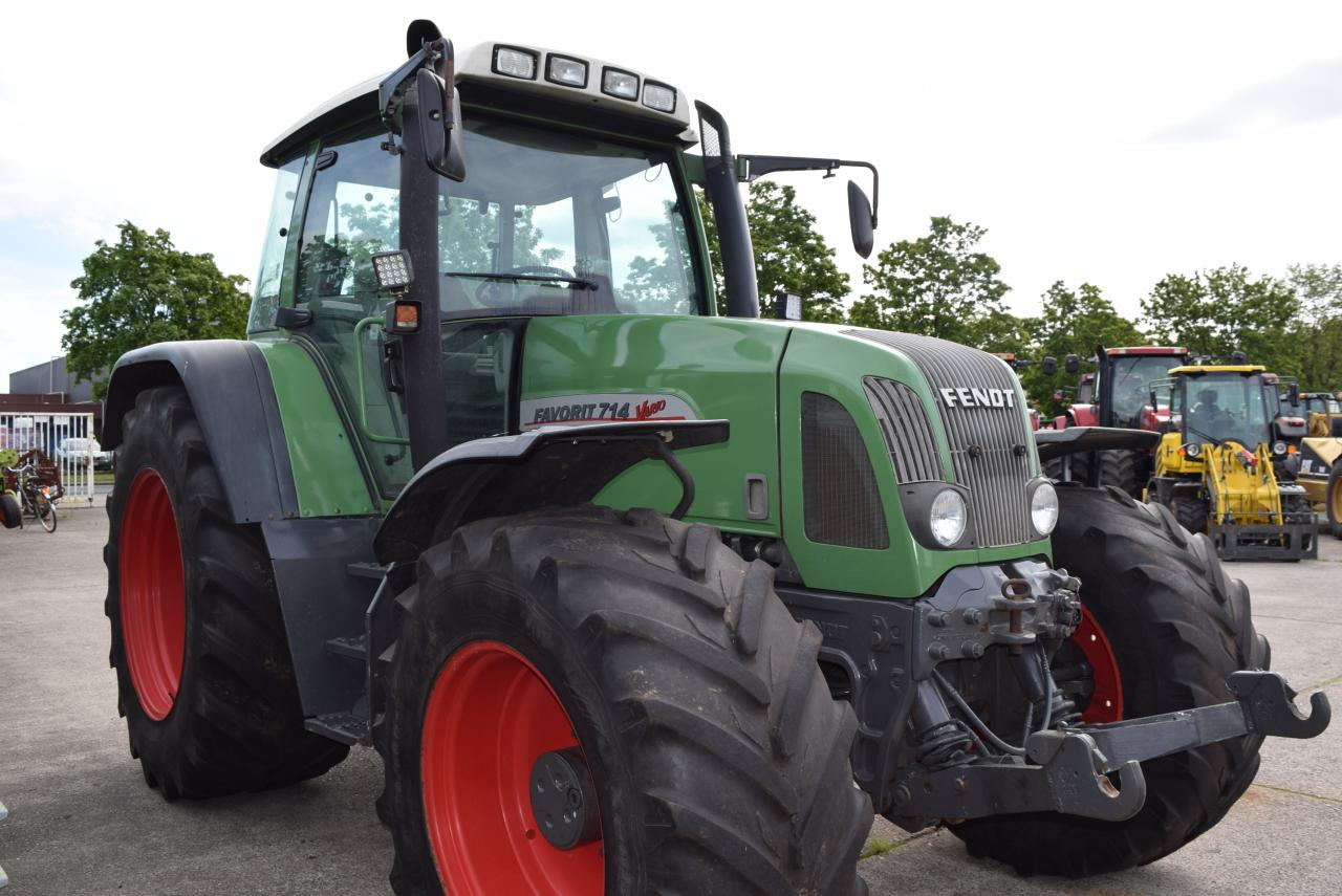Fendt 714 Vario - Traktor: billede 2 Fendt 714 Vario - Traktor: billede 2