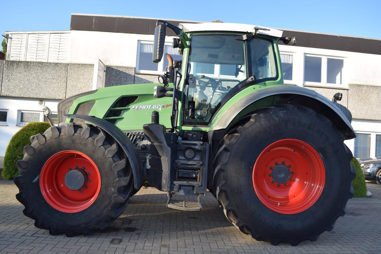 Fendt 826 Vario SCR - Traktor: billede 3 Fendt 826 Vario SCR - Traktor: billede 3