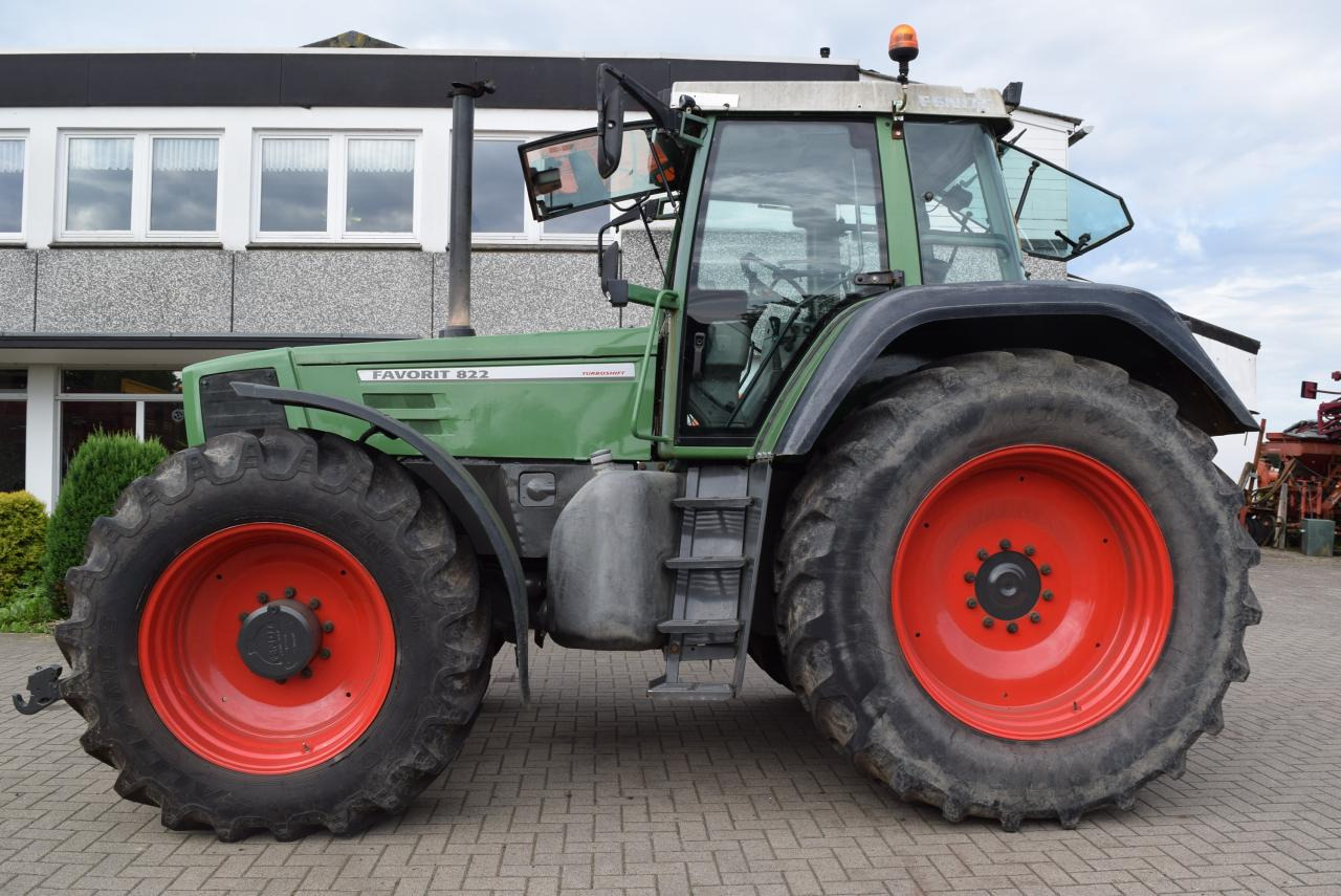 Fendt Favorit 822 - Traktor: billede 1 Fendt Favorit 822 - Traktor: billede 1