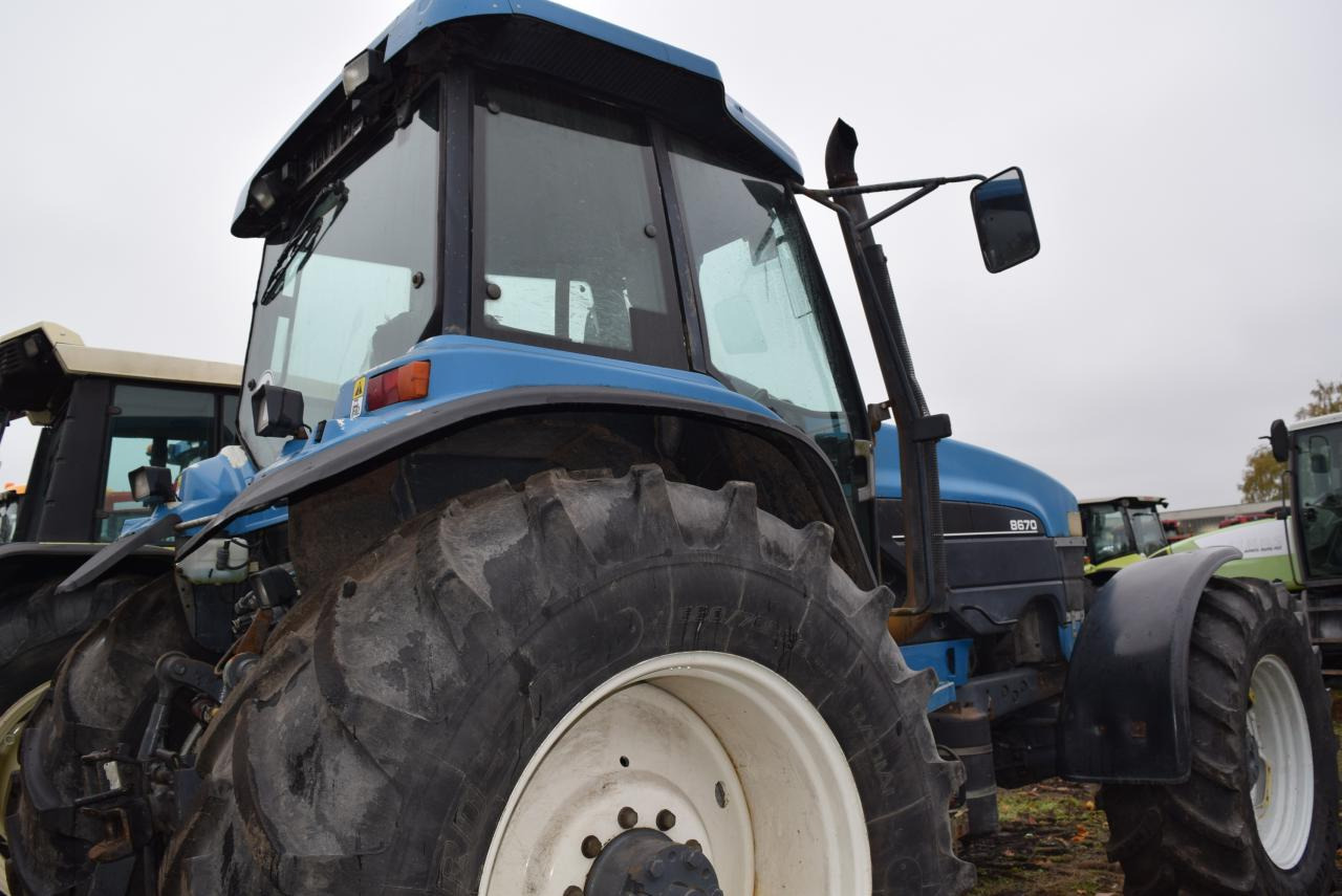 New Holland 8670 TA - Traktor: billede 4 New Holland 8670 TA - Traktor: billede 4