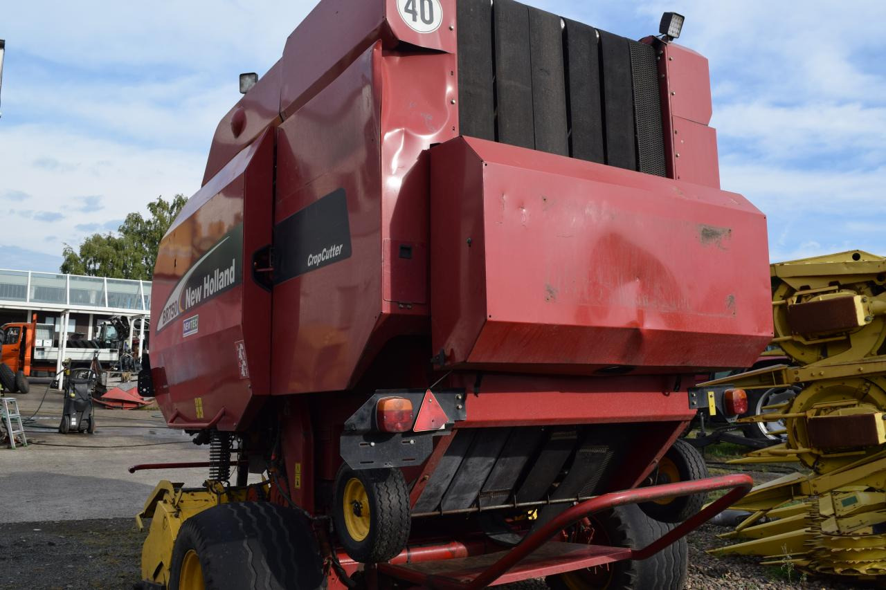 New Holland BR 750 CropCutter - Rundballepresse: billede 5 New Holland BR 750 CropCutter - Rundballepresse: billede 5