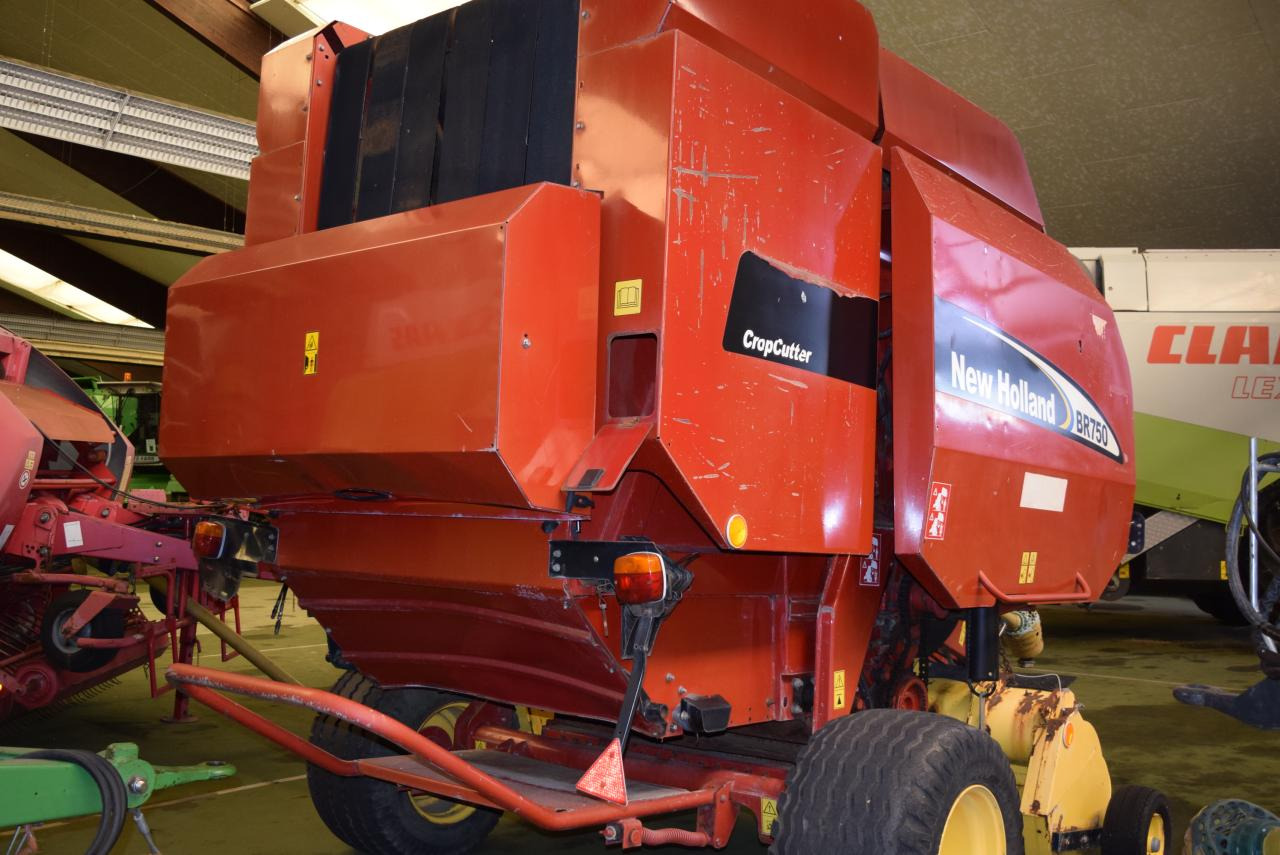 New Holland BR 750 CropCutter - Rundballepresse: billede 3 New Holland BR 750 CropCutter - Rundballepresse: billede 3