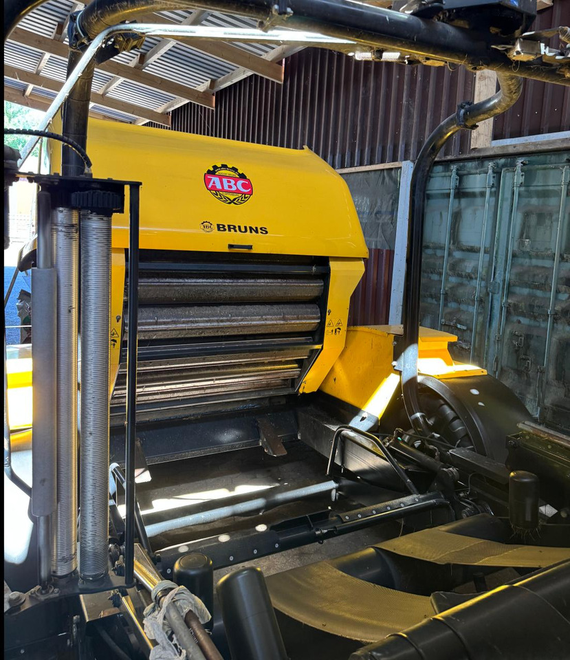 New Holland Rooll Baler 125 Combi - Rundballepresse: billede 4 New Holland Rooll Baler 125 Combi - Rundballepresse: billede 4